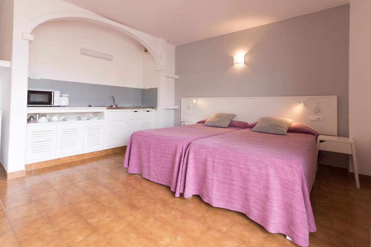 Apartamentos Orosol 2 By Typic Hotels San Antonio  Exterior photo
