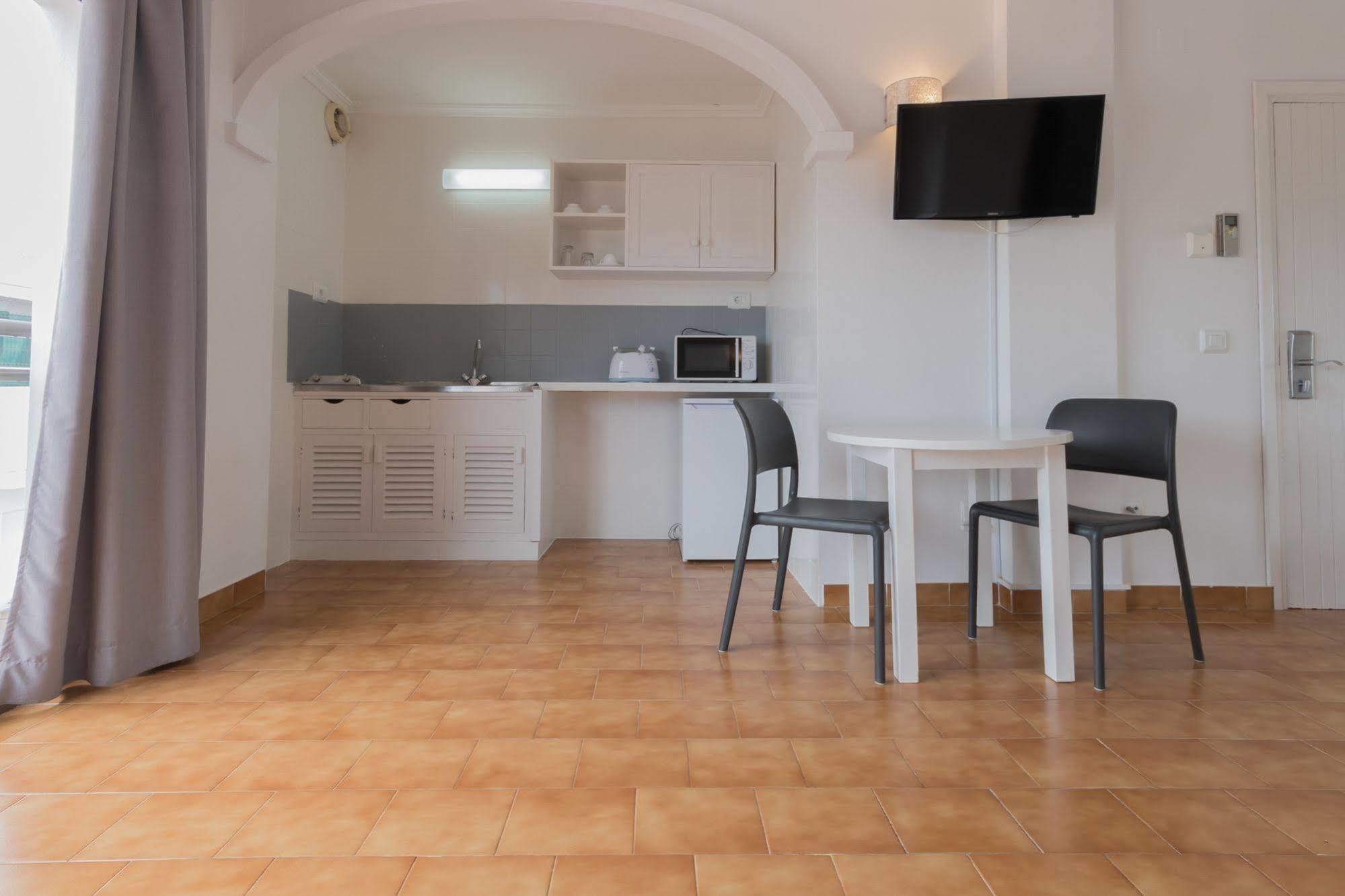 Apartamentos Orosol 2 By Typic Hotels San Antonio  Exterior photo